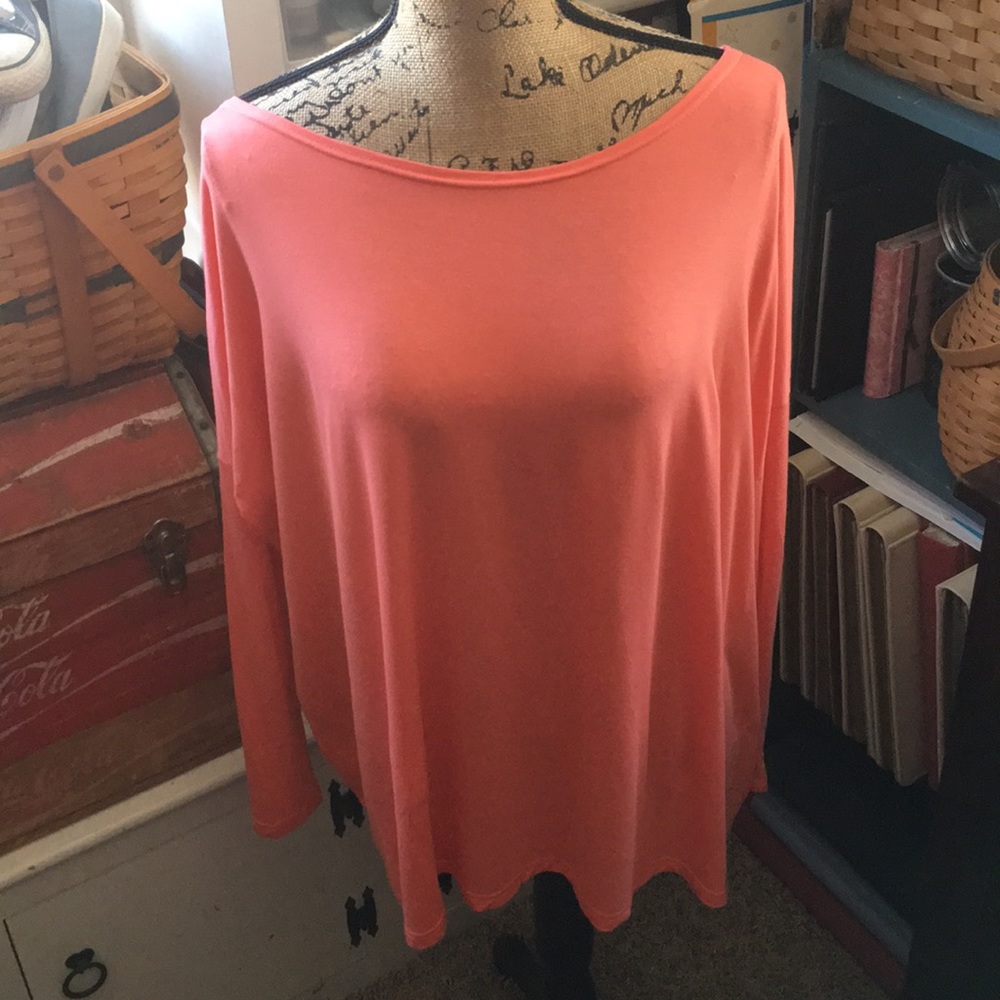 PIKO coral colored long sleeved tee.